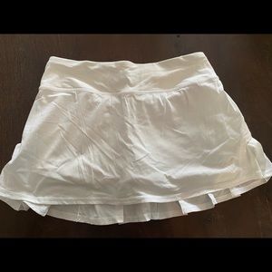 Lululemon white Pace Rival skirt size 4